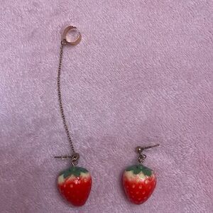 Hot Topic strawberry ear cuff set 🍓
